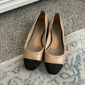 Anne Klein ballet flats